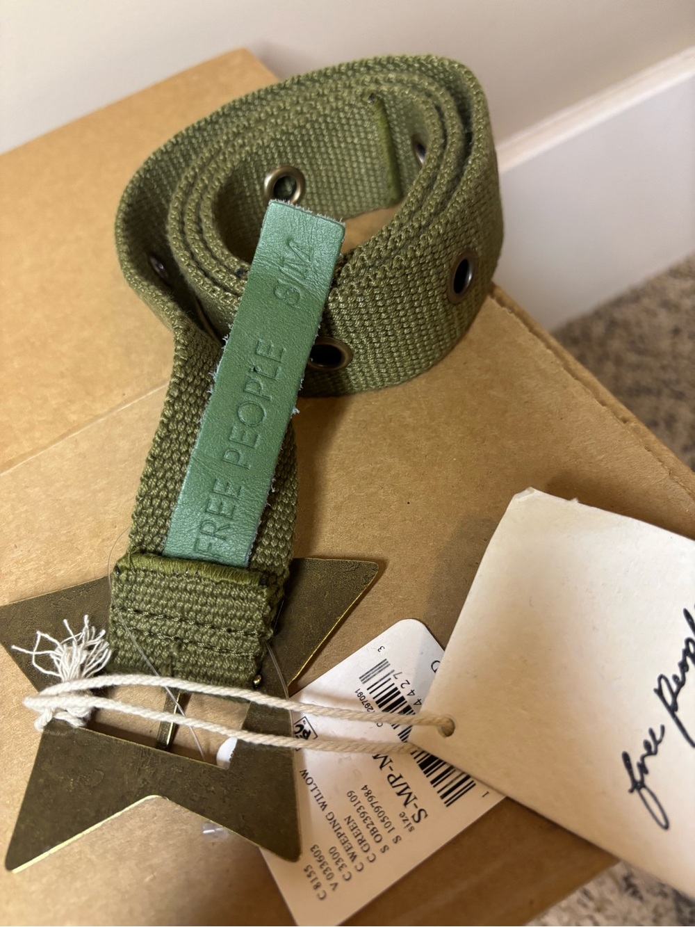 Free People Zoa Hip Belt Weeping Willow Green Star Buckle S/M New With Tags - Picture 3 of 5